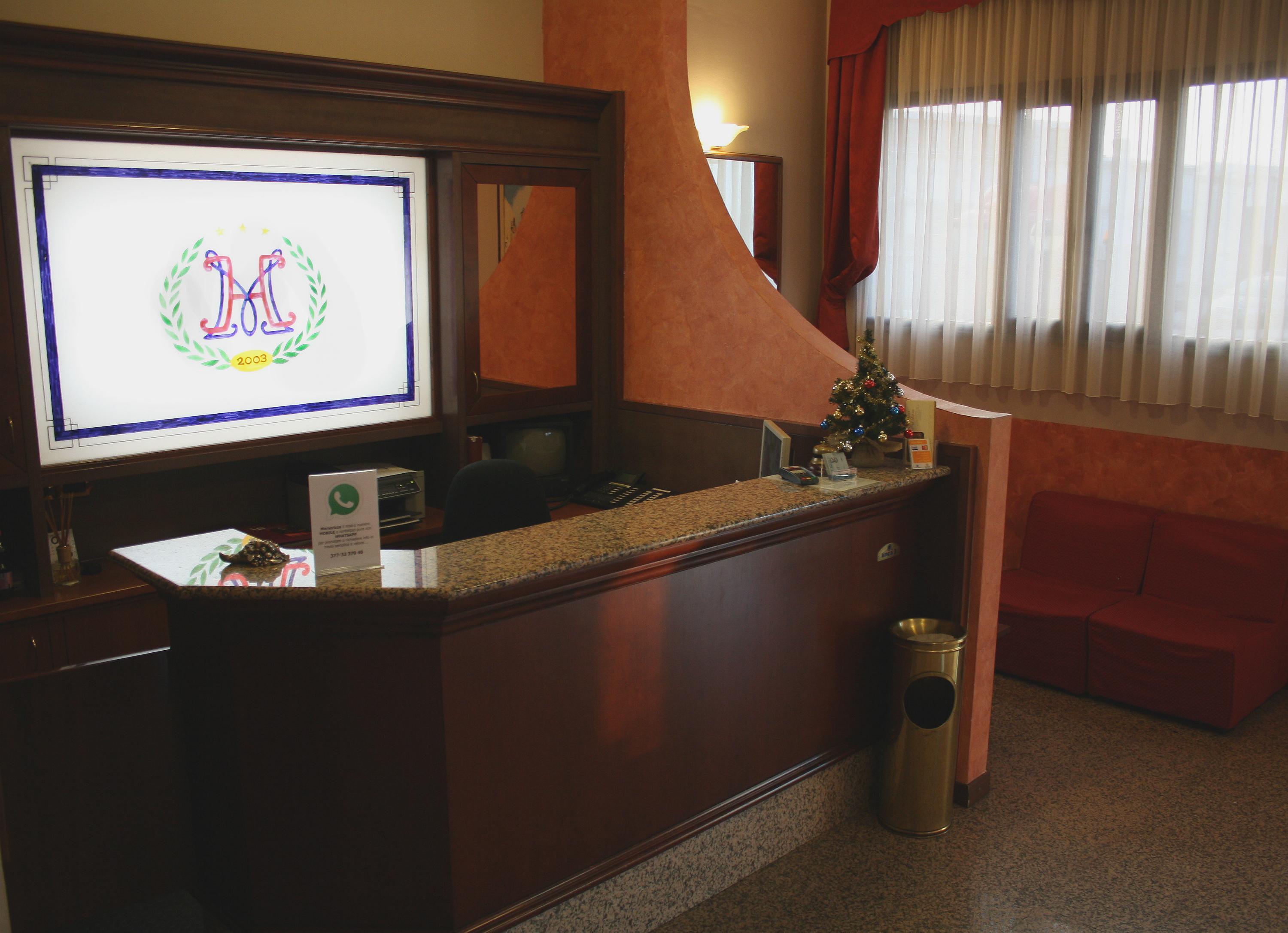 Hotel Majestic San Giuliano Milanese Eksteriør billede